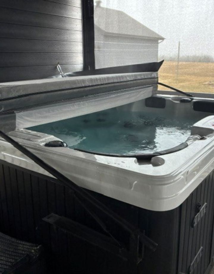 Connexion spa et piscine en Lotbinière par Roussin Electrique
